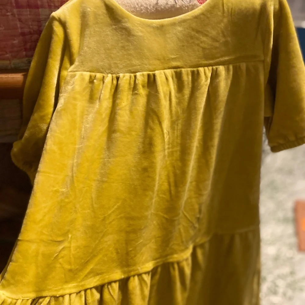 FUNDRAISER ITEM-Hanna Anderson Velvet dress girls size 5 chartruese - Picture 14 of 15